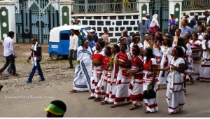 Celebration of Irreecha Oromoo 2014 (6408 according to Oromo Calendar). 5th October 2014, Horaa Harsadii, Bishoftu, Oromia. Suura11