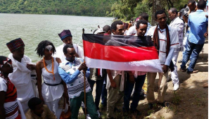 Celebration of Irreecha Oromoo 2014 (6408 according to Oromo Calendar). 5th October 2014, Horaa Harsadii, Bishoftu, Oromia. Suura7