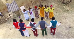 Hacaaluu Hundessa, Oromo culture music video maalan jira picture14