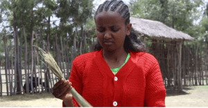 Hacaaluu Hundessa, Oromo culture music video maalan jira picture28