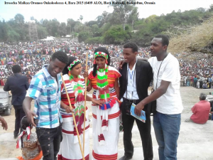 Irreecha Malkaa Oromoo Onkoloolessa 4, Bara 2015 (6409 ALO), Hora Harsadii, Bishooftuu, Oromia, 1