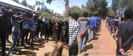 #OromoProtests visit to family of Tolasa Dhufera, the 4th year electrical engineering student who was killed at Haromaya University in December. March 21, 2016