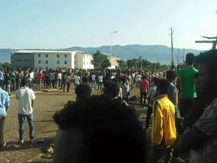 #OromoProtests at Awaro Campus, Ambo, Oromia, 11 and April 2016 p2