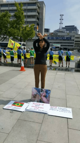 oromoprotests-in-south-korea-an-oromo-woman-stands-solidarity-with-oromo-protests-24-september-2016