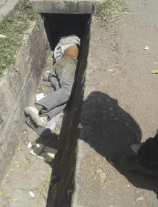 an-oromo-just-shot-and-killed-by-tlf-in-bishoftu-at-an-area-called-circle-his-body-still-there-as-soldiers-prevented-medical-personnel-and-civilians-from-picking-him-up-2nd-october-2016