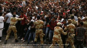 oromoprotests-gesture-at-irreecha-2016-the-thanksgiving-festival-of-the-oromo-people-in-horaa-harsadii-bishoftu-town-oromia-p2