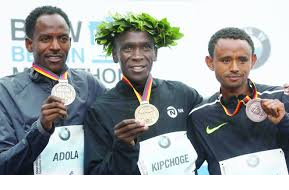 Kenyan Eliud Kipchoge 1st and Oromo athlete Guye Adola 2nd in Berlin Marathon, 24 September 2017