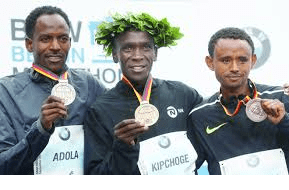 Kenyan Eliud Kipchoge 1st and Oromo athlete Guye Adola 2nd in Berlin Marathon, 24 September 2017