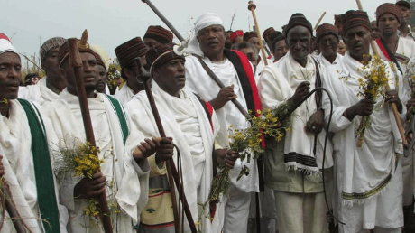 irreecha Malkaa Soorii, Iluu Abbaa Booraa, Oromia, November 2017 with the Abbaa Gadaa Oromoo.png